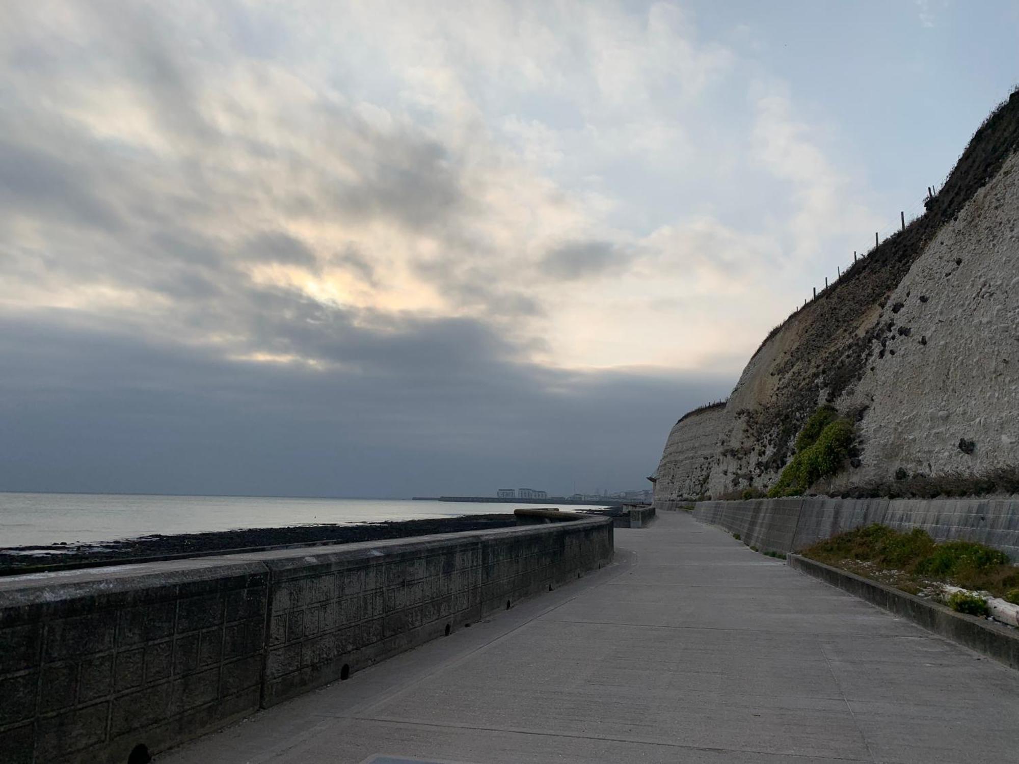 Sanctuary By The Sea With Large Room Including Lounge, Bathroom, Direct Garden Access & Free Parking Brighton Luaran gambar