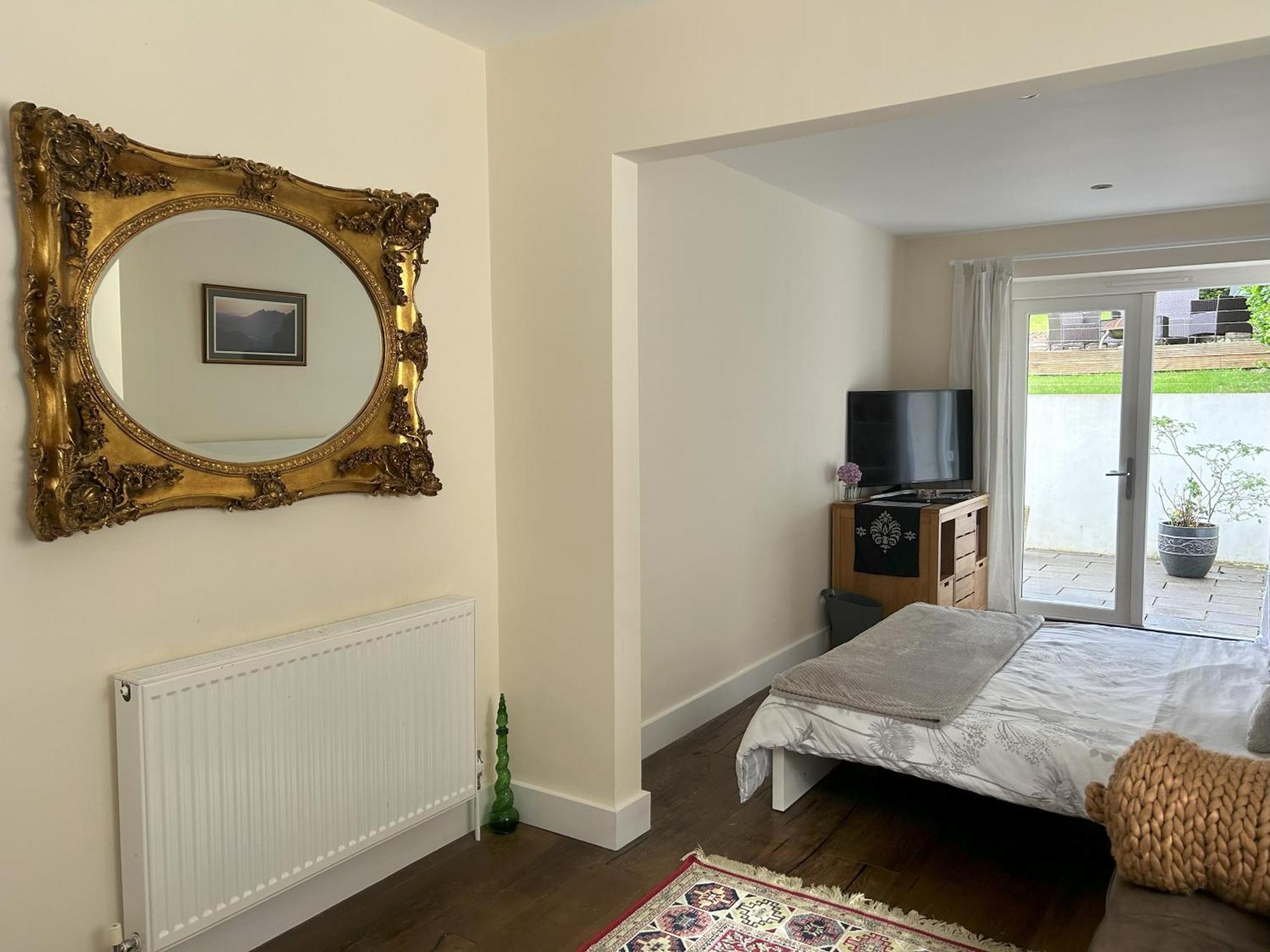 Sanctuary By The Sea With Large Room Including Lounge, Bathroom, Direct Garden Access & Free Parking Brighton Luaran gambar
